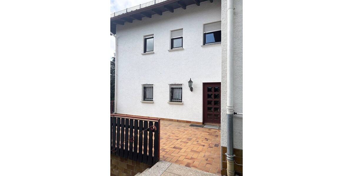 Mehrfamilienhaus, Wohnhaus Wettenberg Wißmar - 4 Zimmer, 276 m&sup2;, 515.000&euro; | Angebot:26596227