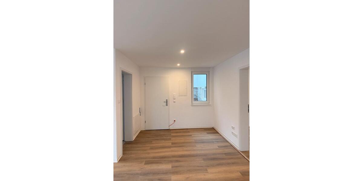 Etagenwohnung Fronhausen - 3 Zimmer, 65 m&sup2;, 1.100&euro; | Angebot:25401883