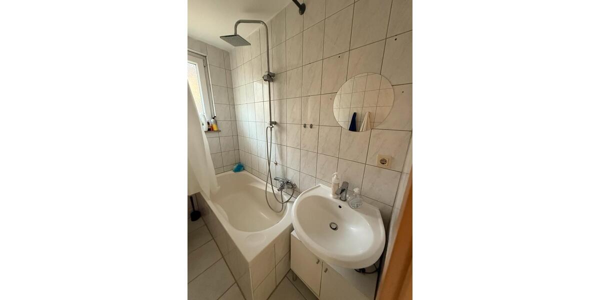 Etagenwohnung Gießen - 2 Zimmer, 77 m&sup2;, 950&euro; | Angebot:24564822