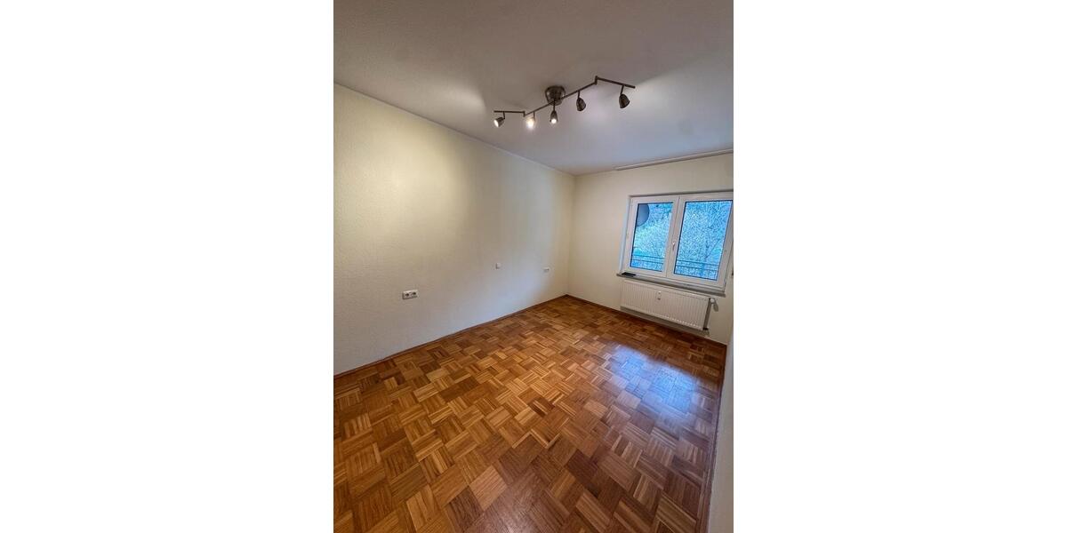 Erdgeschoßwohnung Waldsolms - 2 Zimmer, 62 m&sup2;, 820&euro; | Angebot:25479981