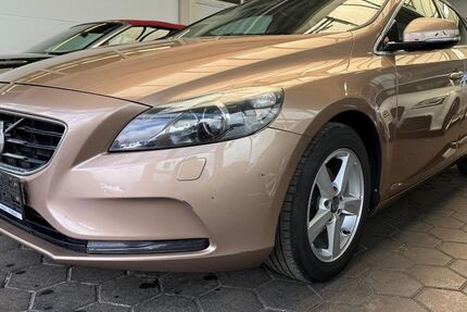Volvo V40 176.256 km 7.999 &euro; Münzenberg Gambach 35516