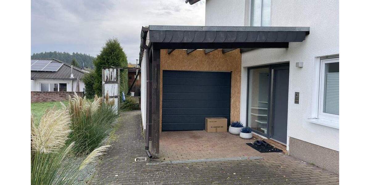 Einfamilienhaus Ehringshausen / Kölschhausen Kölschhausen - 9 Zimmer, 238 m&sup2;, 490.000&euro; | Angebot:25728156