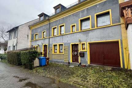 Haus Löhnberg - 10 Zimmer, 215 m&sup2;, 99.000&euro; | Angebot:25392283