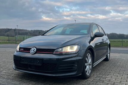 VW Golf 183.000 km 12.000 &euro; Elsoff 56479