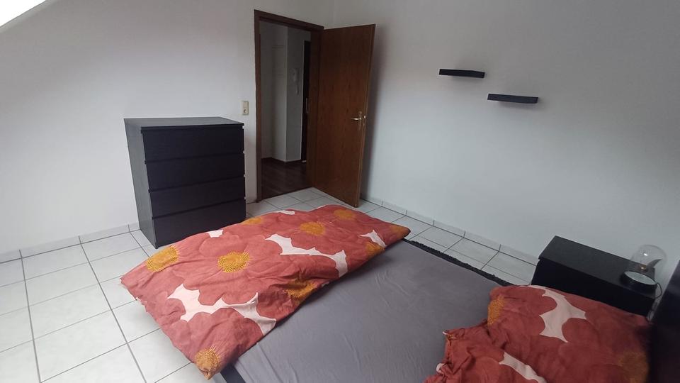Dachgeschoßwohnung Usingen - 2 Zimmer, 60 m&sup2;, 650&euro; | Angebot:25363085