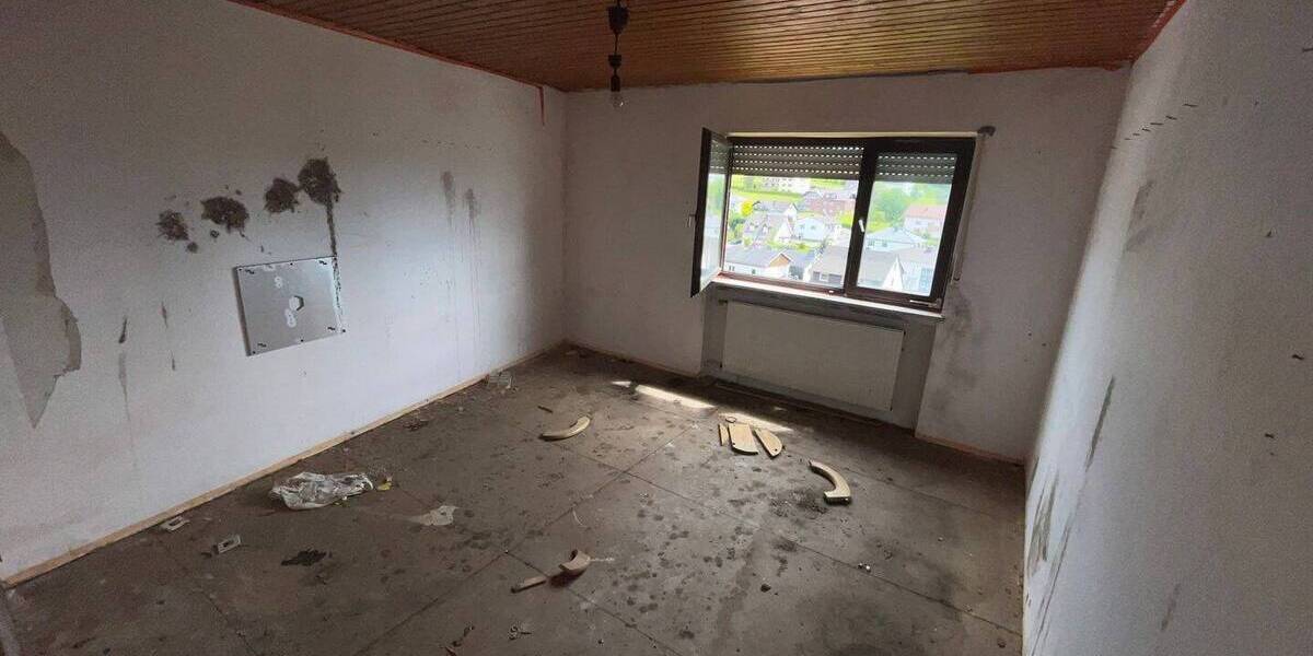 Mehrfamilienhaus, Wohnhaus Waldbrunn (Westerwald) / Fussingen Fussingen - 1 Zimmer, 250 m&sup2;, 85.000&euro; | Angebot:26155212