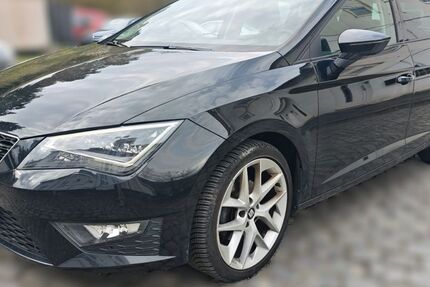 Seat Leon 194.235 km 8.499 &euro; Herborn 35745