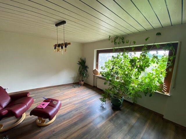 Bauernhaus, Landhaus Schöffengrund Oberwetz - 7 Zimmer, 190 m&sup2;, 189.000&euro; | Angebot:25705329