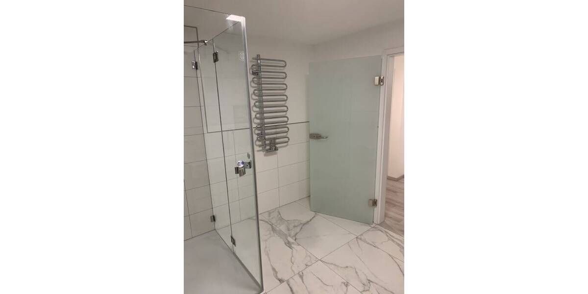 Etagenwohnung Haiger - 4 Zimmer, 154 m&sup2;, 990&euro; | Angebot:25696550