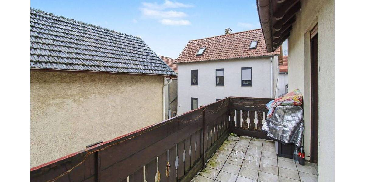 Mehrfamilienhaus, Wohnhaus Lich Bettenhausen - 6 Zimmer, 151 m&sup2;, 195.000&euro; | Angebot:26879785