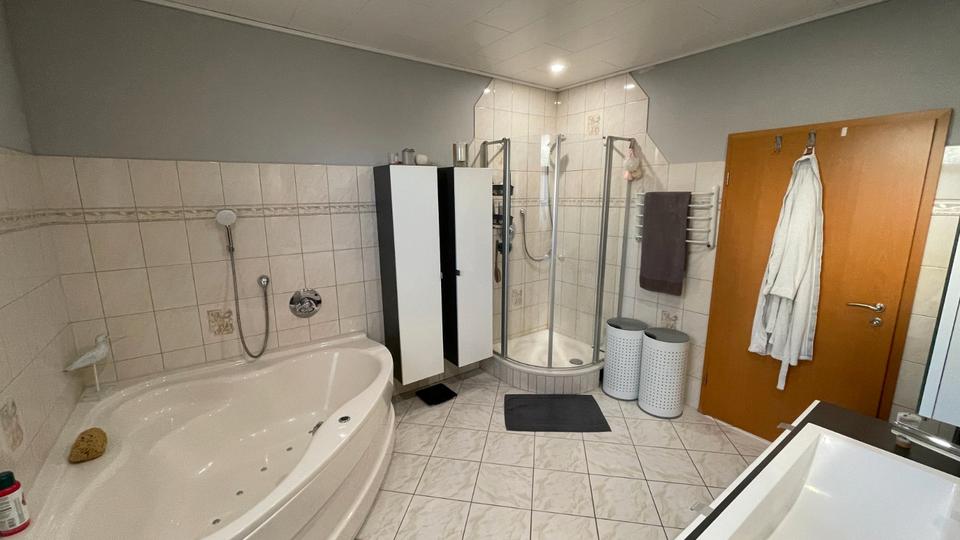 Etagenwohnung Dillenburg Oberscheld - 4 Zimmer, 110 m&sup2;, 225.000&euro; | Angebot:26063484