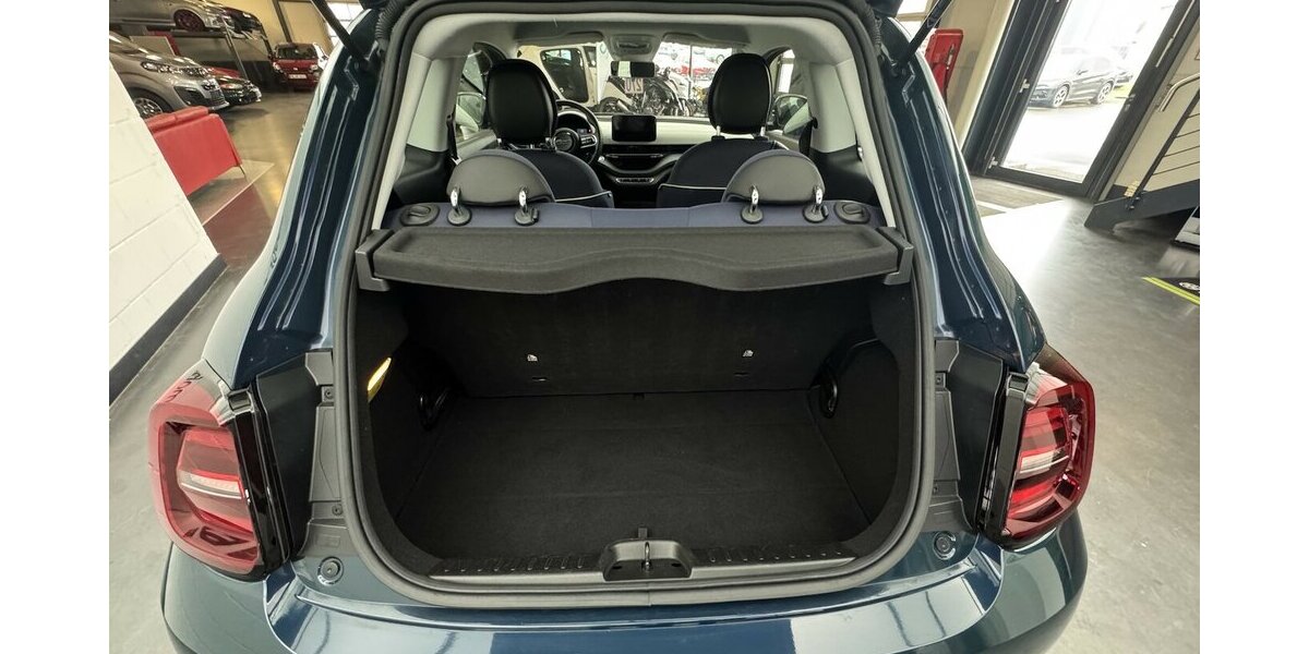 Fiat 500e Action 1. Hand Carplay 12.500 km 14.670 &euro; Lich 35423