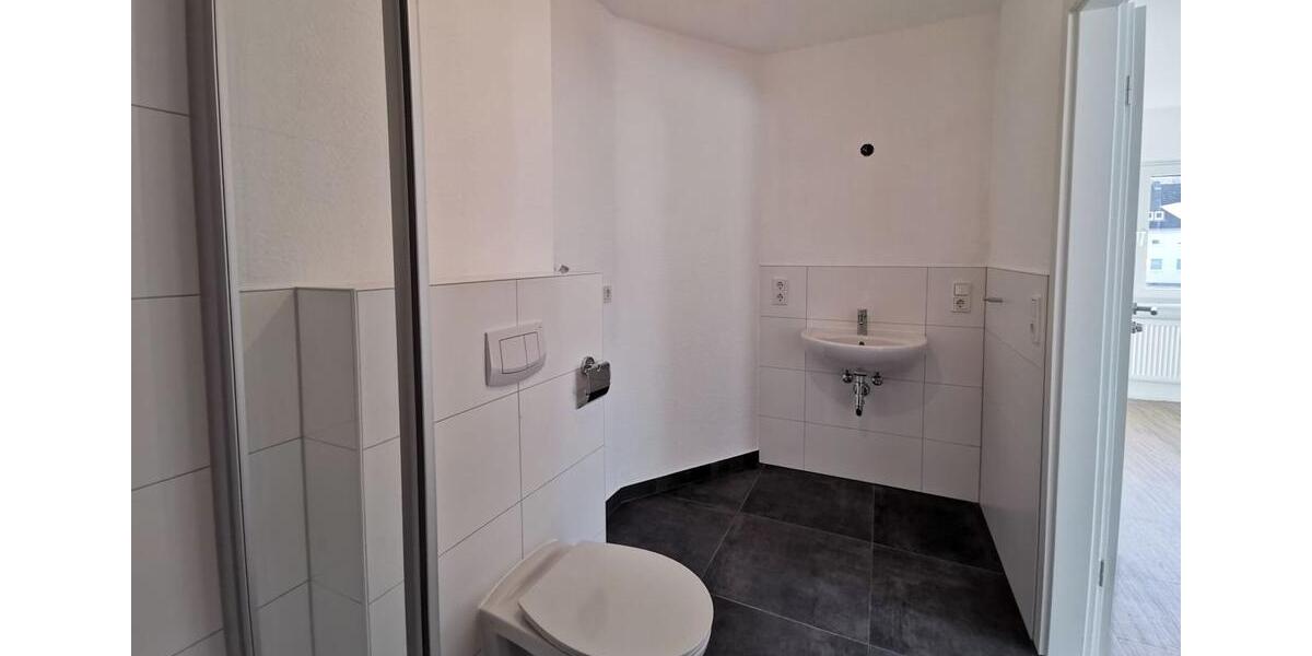 Dachgeschoßwohnung Haiger - 2 Zimmer, 64 m&sup2;, 595&euro; | Angebot:26235175