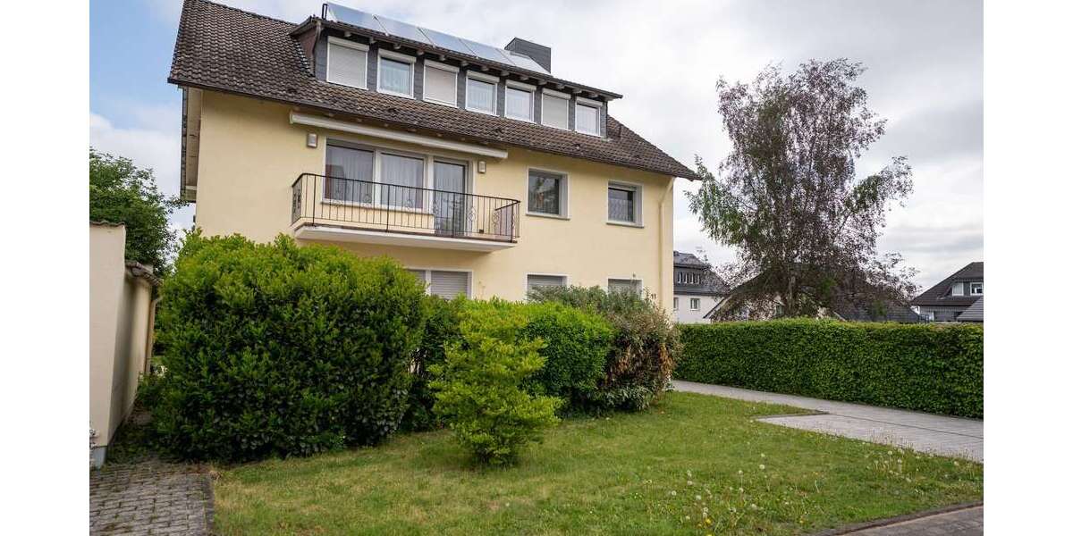 Einfamilienhaus Butzbach - 9 Zimmer, 215 m&sup2;, 630.000&euro; | Angebot:26606669