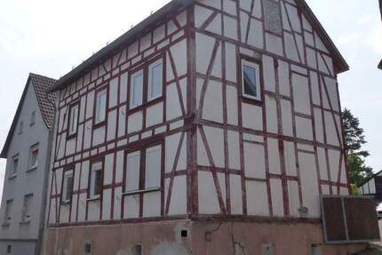 Haus Hüttenberg Volpertshausen - 5 Zimmer, 275.000&euro; | Angebot:25683223