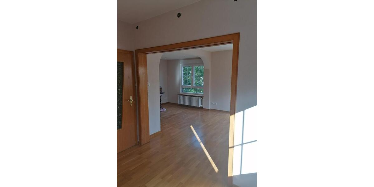 Erdgeschoßwohnung Hungen - 2.5 Zimmer, 100 m&sup2;, 750&euro; | Angebot:18671230
