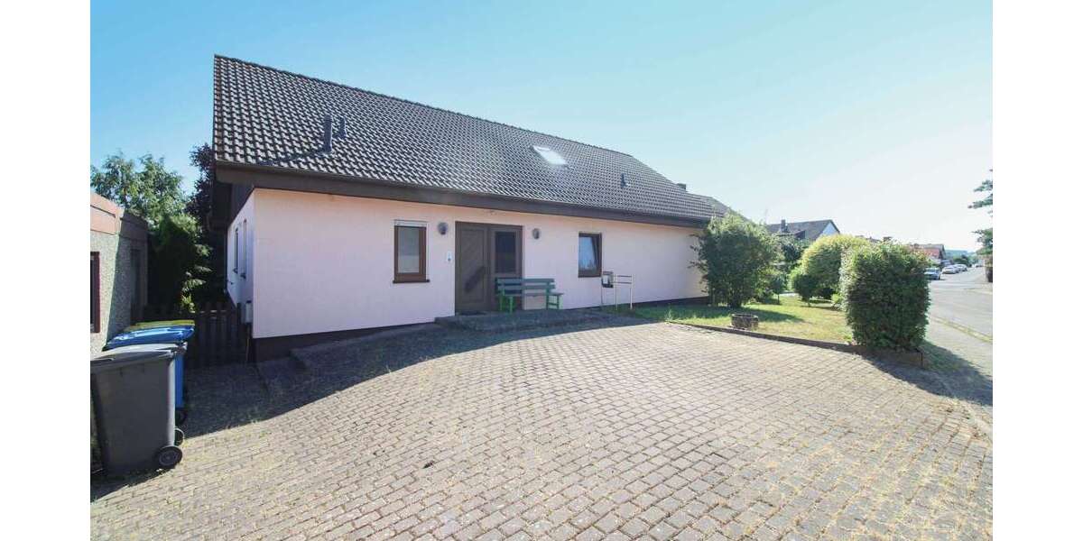 Einfamilienhaus Reiskirchen - 7 Zimmer, 249 m&sup2;, 469.000&euro; | Angebot:27099090