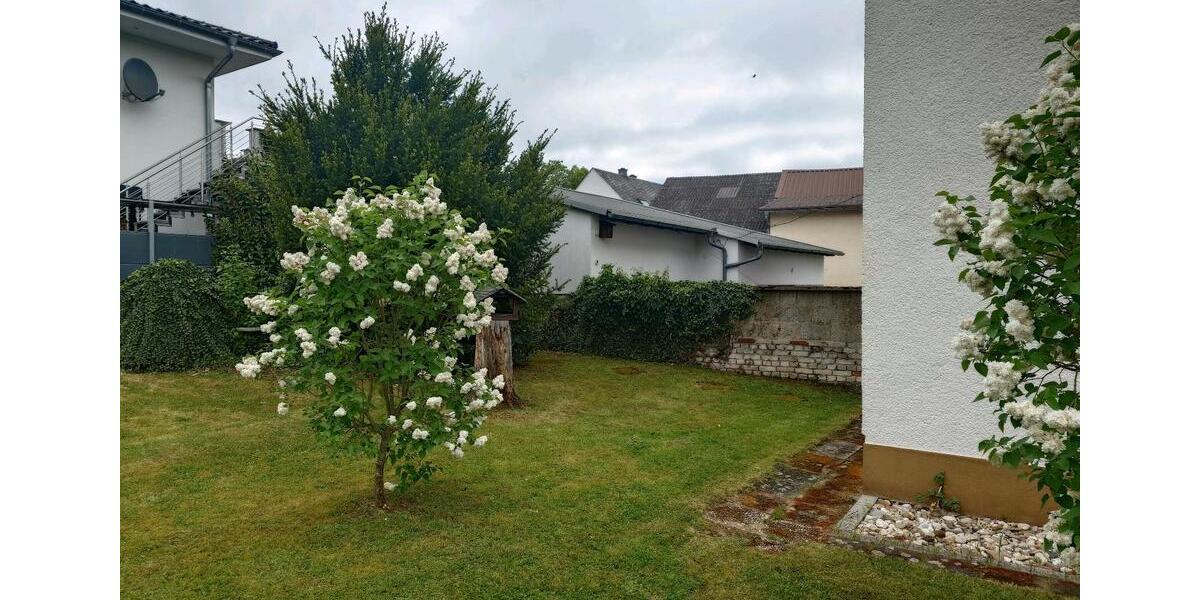 Einfamilienhaus Aßlar - 8 Zimmer, 150 m&sup2;, 350.000&euro; | Angebot:26496954