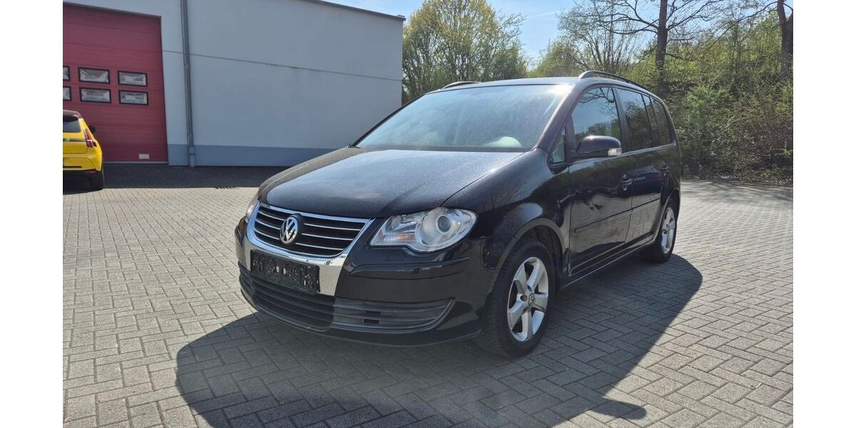 VW Touran 242.000 km 3.499 &euro; Gießen 35398