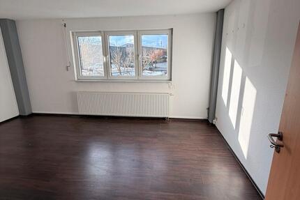 Haus Usingen - 4 Zimmer, 140 m&sup2;, 1.400&euro; | Angebot:24560248