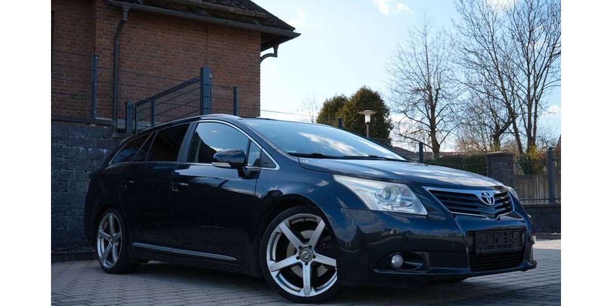 Toyota Avensis 189.890 km 4.200 &euro; Haiger 35708