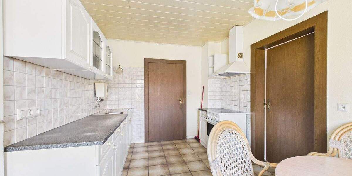 Mehrfamilienhaus, Wohnhaus Braunfels - 7 Zimmer, 160 m&sup2;, 350.000&euro; | Angebot:25880813