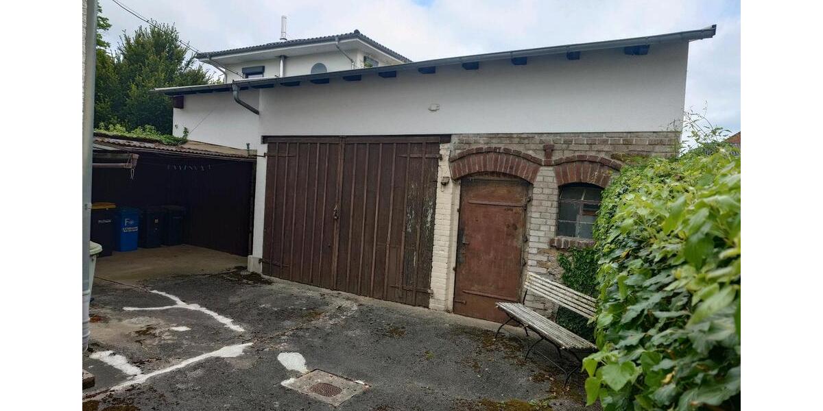 Einfamilienhaus Aßlar - 8 Zimmer, 150 m&sup2;, 350.000&euro; | Angebot:26496954