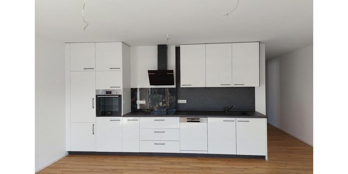 Etagenwohnung Leun - 2 Zimmer, 77 m&sup2;, 980&euro; | Angebot:25792446