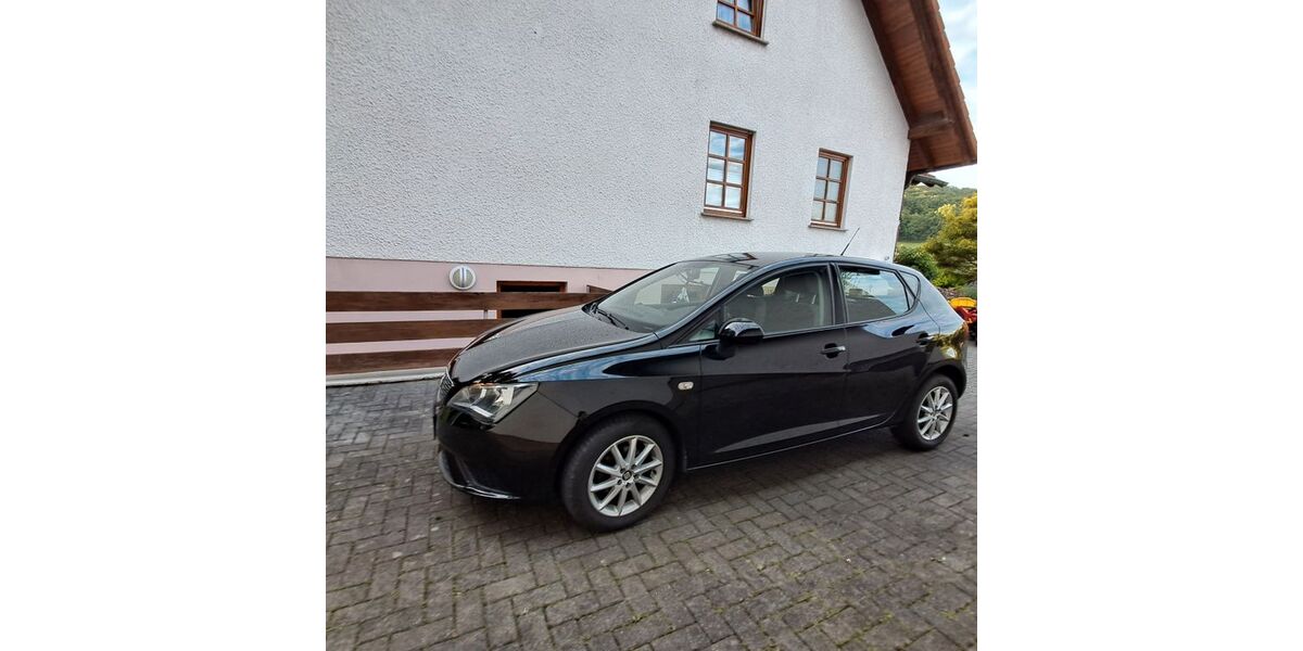 Seat Ibiza 90.000 km 7.100 &euro; Gladenbach 35075