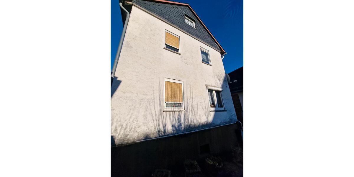 Einfamilienhaus Dillenburg - 4 Zimmer, 96 m&sup2;, 97.000&euro; | Angebot:25612544