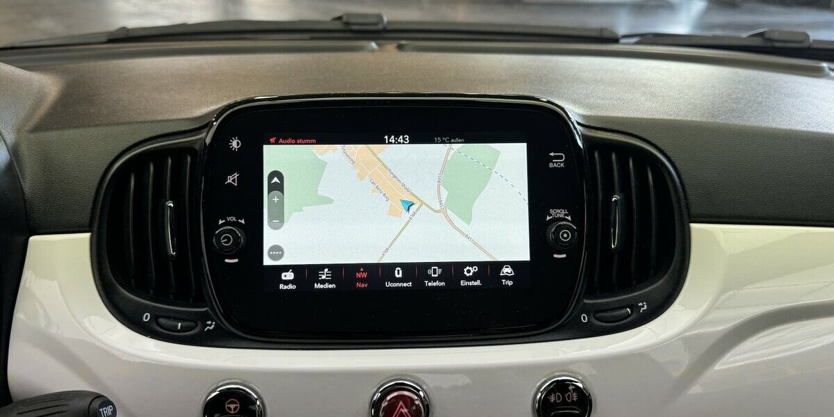 Fiat 500 1.0 Dolcevita Mild-Hybrid CarPlay 1. Hand 25.490 km 11.890 &euro; Lich 35423