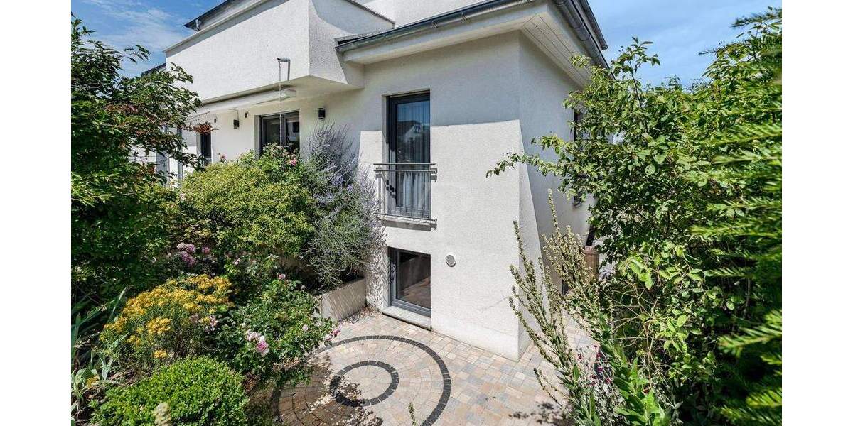 Einfamilienhaus Usingen - 6 Zimmer, 216 m&sup2;, 1.249.000&euro; | Angebot:25695538