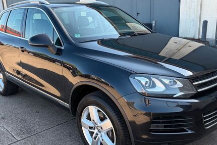 VW Touareg 275.000 km 8.799 &euro; Butzbach 35510