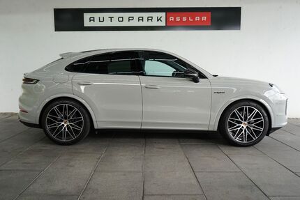 Porsche Cayenne 7.000 km 123.880 &euro; Asslar 35614