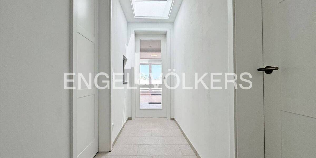 Etagenwohnung Bad Nauheim - 3 Zimmer, 138 m&sup2;, 1.950&euro; | Angebot:26819986