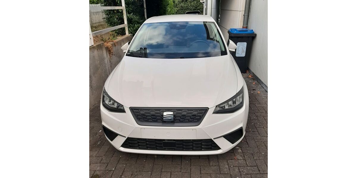 Seat Ibiza 24.000 km 15.950 &euro; Wehrheim 61273