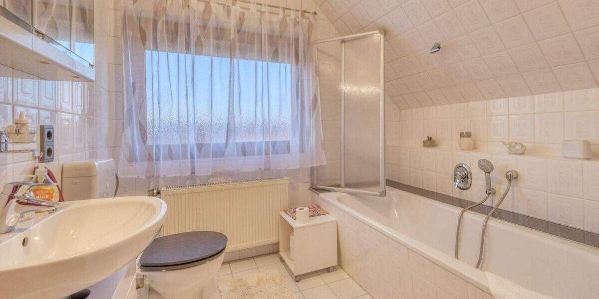 Einfamilienhaus Wettenberg / Krofdorf-Gleiberg Krofdorf-Gleiberg - 6 Zimmer, 159 m&sup2;, 539.000&euro; | Angebot:25746147