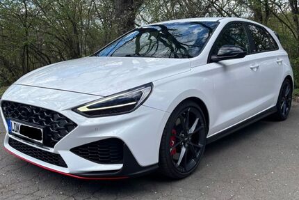 Hyundai i30 71.865 km 26.600 &euro; Mittenaar 35756