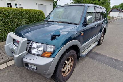Mitsubishi Pajero 92.000 km 12.999 &euro; Lohra 35102