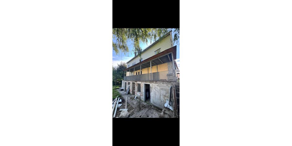 Einfamilienhaus Schöffengrund - 6.5 Zimmer, 190 m&sup2;, 170.000&euro; | Angebot:25719820