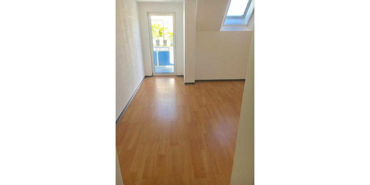 Etagenwohnung Gießen Allendorf - 1 Zimmer, 66 m&sup2;, 730&euro; | Angebot:25940374