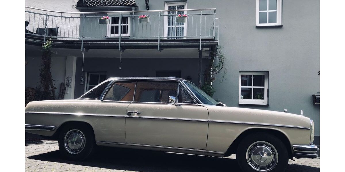 Mercedes-Benz 250 8.800 km 18.900 &euro; Weilrod 61276