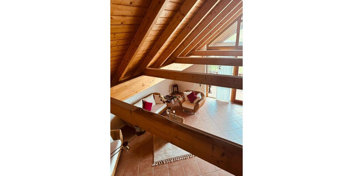 Dachgeschoßwohnung Mittenaar - 3 Zimmer, 120 m&sup2;, 700&euro; | Angebot:26228114