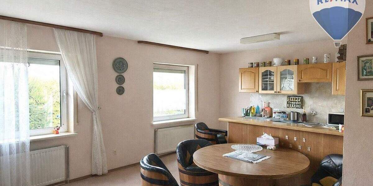 Mehrfamilienhaus, Wohnhaus Runkel Schadeck - 9 Zimmer, 360 m&sup2;, 425.000&euro; | Angebot:25664422