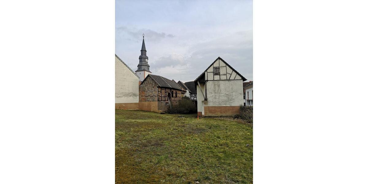 Bauernhaus, Landhaus Münzenberg - 10 Zimmer, 200 m&sup2;, 350.000&euro; | Angebot:25936657