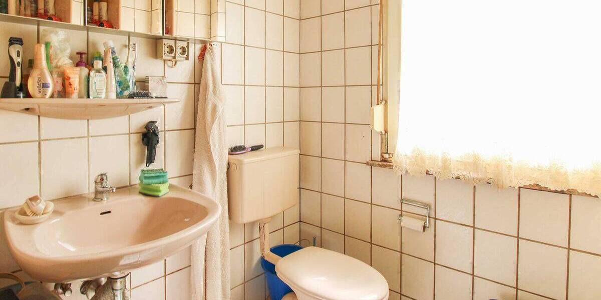Einfamilienhaus Wetzlar - 7 Zimmer, 299.000&euro; | Angebot:26673702