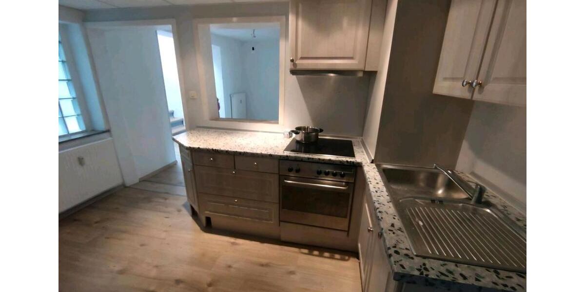 Erdgeschoßwohnung Herborn - 2 Zimmer, 100 m&sup2;, 800&euro; | Angebot:25956827