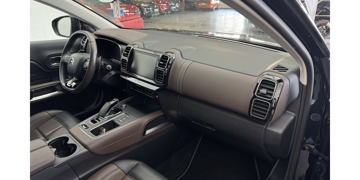 Citroen C5 Aircross 225 Hybrid Shine Pack Leder Massage 98.300 km 18.330 &euro; Lich 35423