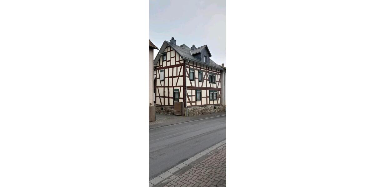 Bauernhaus, Landhaus Schöffengrund - 6 Zimmer, 220 m&sup2;, 349.000&euro; | Angebot:26041078