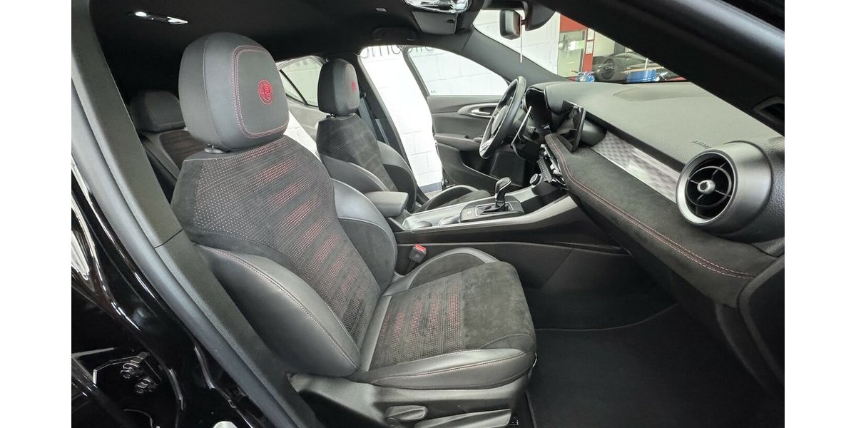 Alfa Romeo Tonale 1.5 VGT Veloce 48 V Hybrid LED 13.000 km 27.020 &euro; Lich 35423
